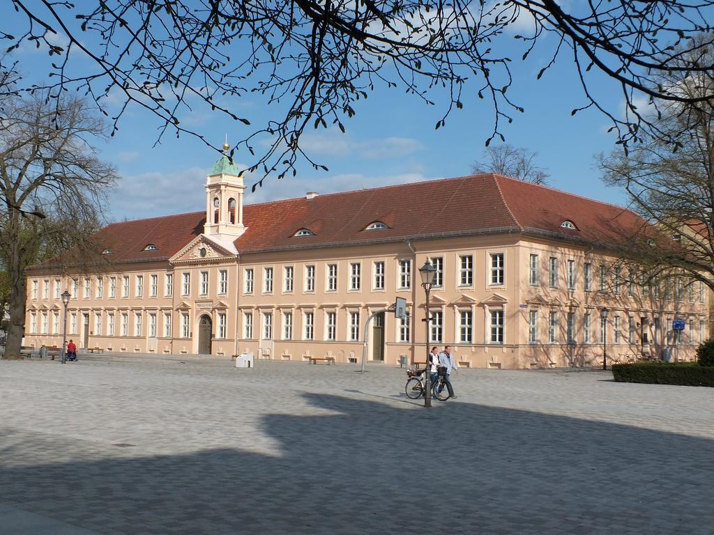 Bed&Breakfast Wagner "Im Alten Pfarrhaus" Neuruppin Εξωτερικό φωτογραφία