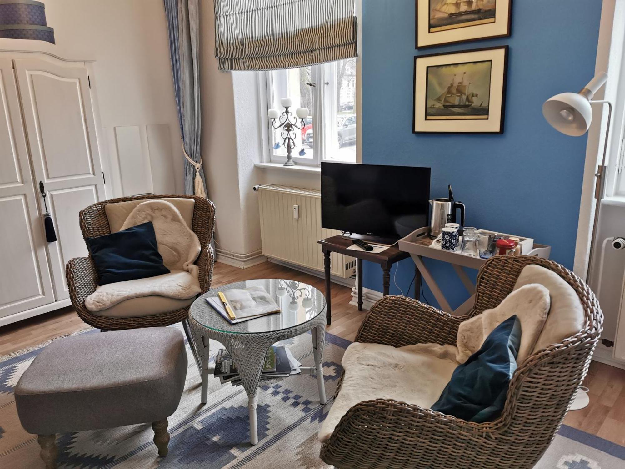 Bed&Breakfast Wagner "Im Alten Pfarrhaus" Neuruppin Εξωτερικό φωτογραφία