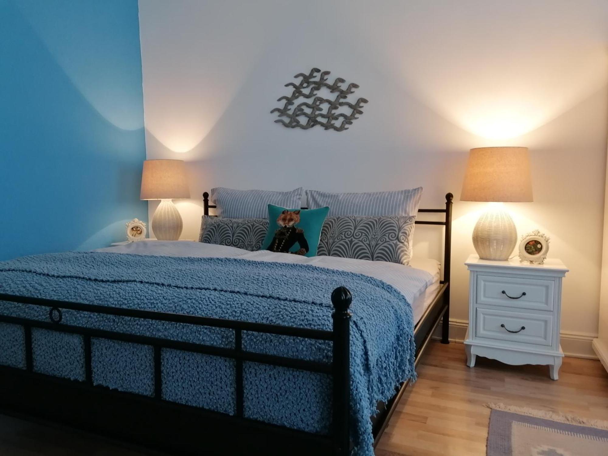 Bed&Breakfast Wagner "Im Alten Pfarrhaus" Neuruppin Δωμάτιο φωτογραφία